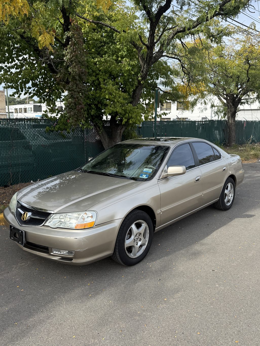 Champagne 2003 Acura TL 3.2 front angle