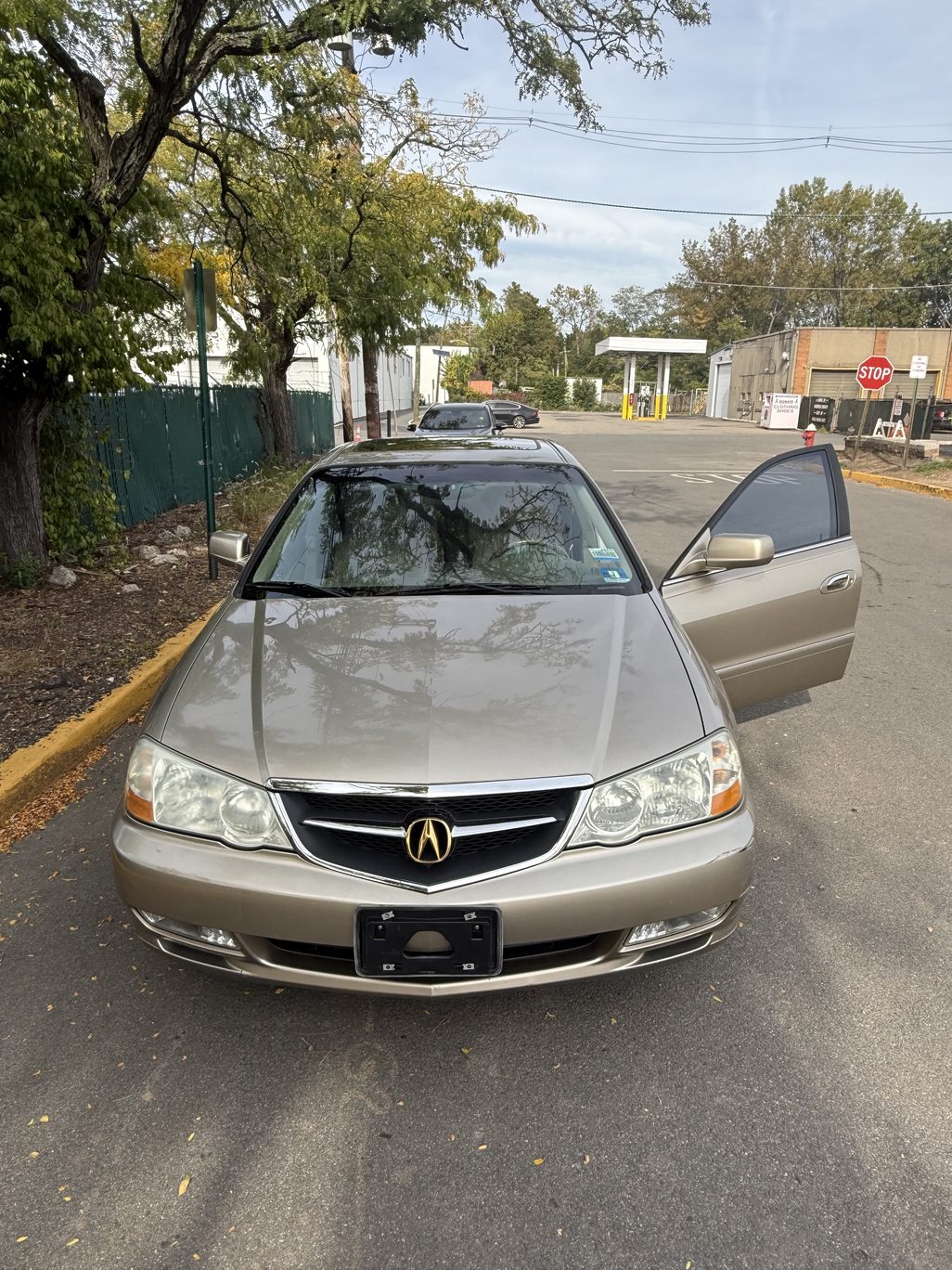 2003 Acura TL front view