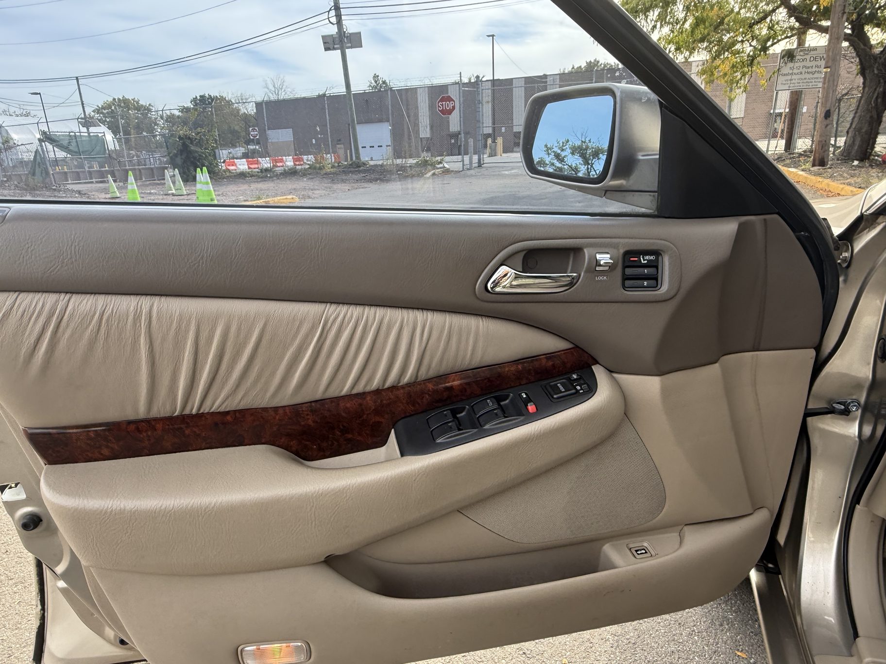 2003 Acura TL memory seat controls