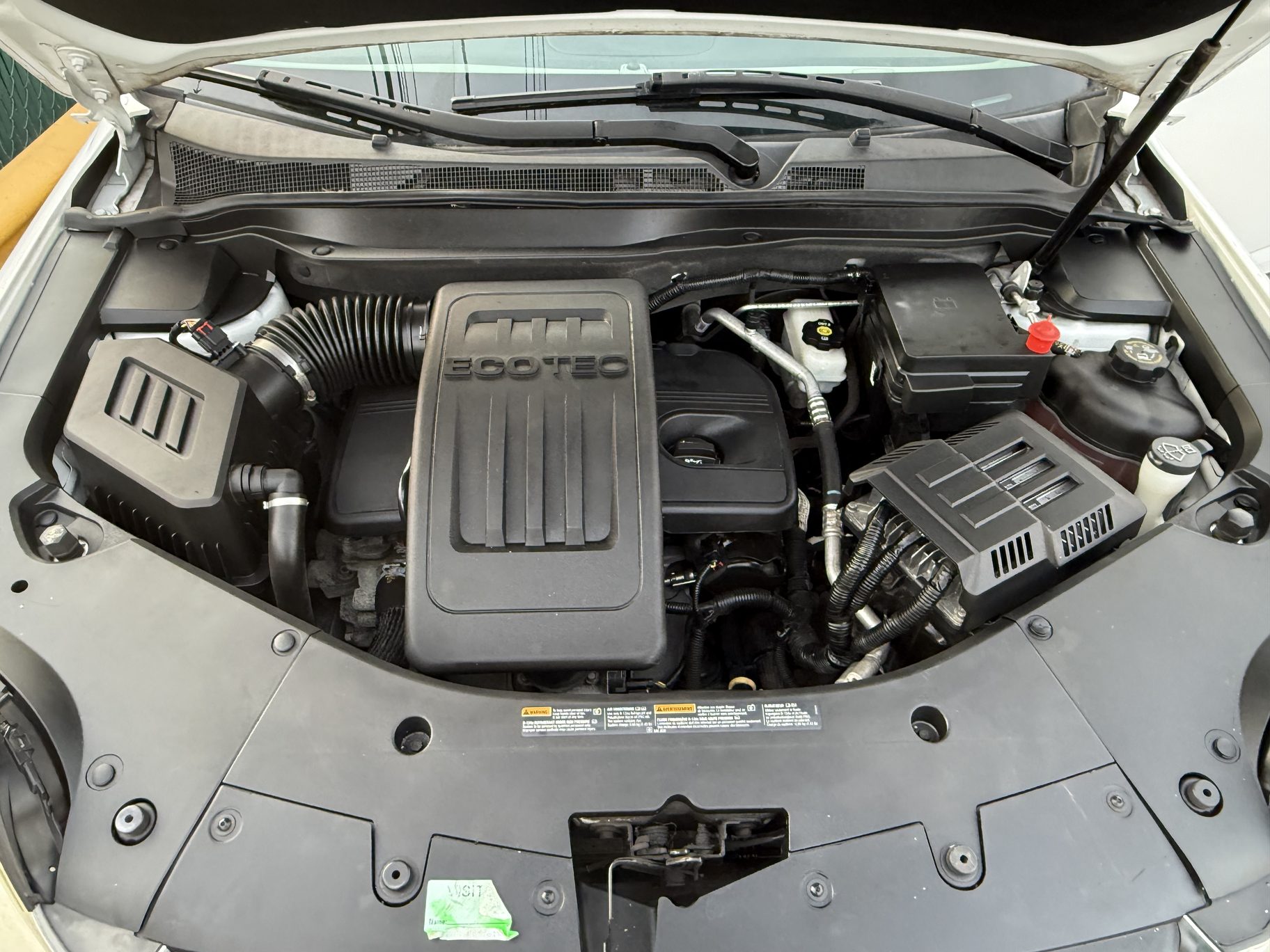 2013 GMC Terrain engine bay