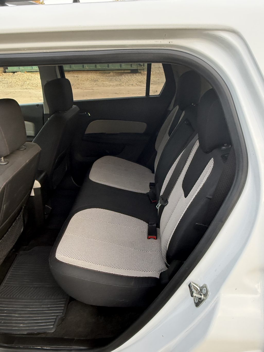 2013 GMC Terrain rear seat