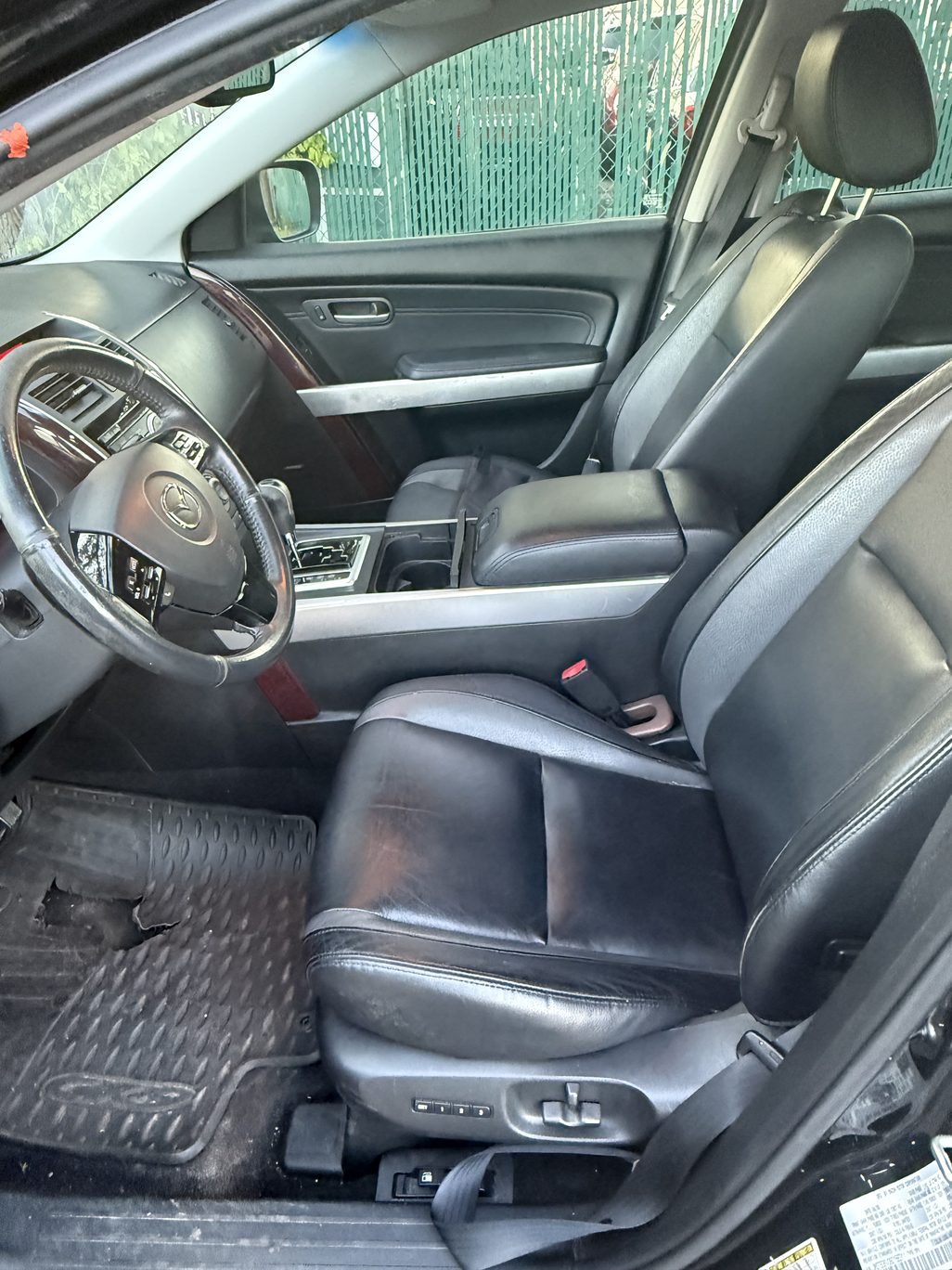 2008 Mazda CX-9 front interior